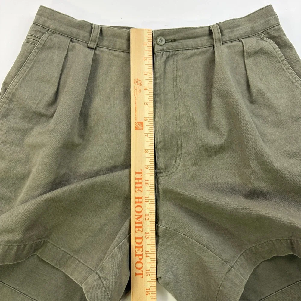 Vintage Banana Republic Pleated Chino Shorts Mens 34 Olive Green Cotton Twill